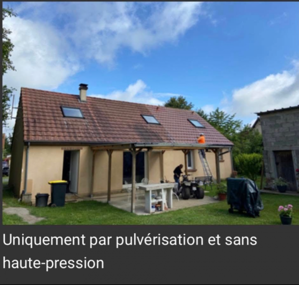 Nettoyage Toiture Uniquement par pulverisation sans haute-pression
